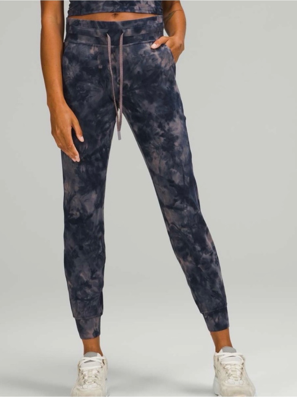 Lululemon Ready to Rulu High-Rise Jogger